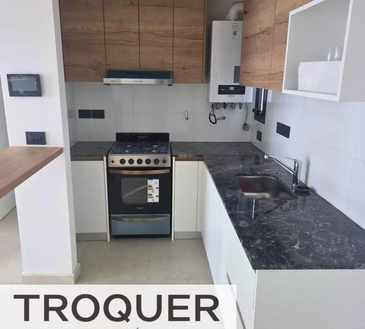Departamento con cochera en Venta a Estrenar. Edif San Marino X. Cipolletti 3