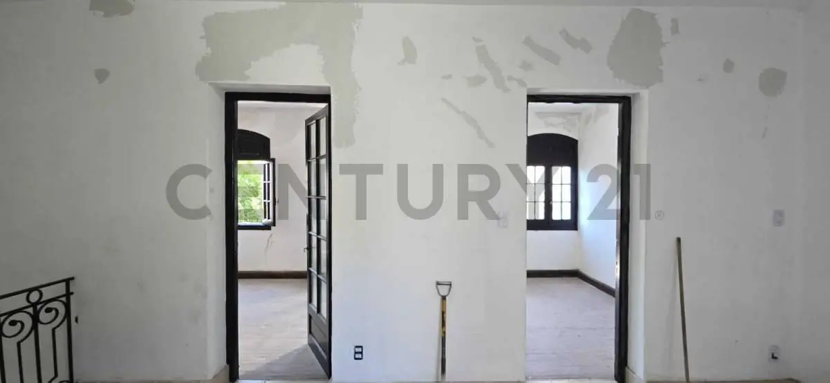 PH Comercial Reciclado en Pleno Centro | Oficina 170 m² + Terraza Exclusiva de 170 m² 2