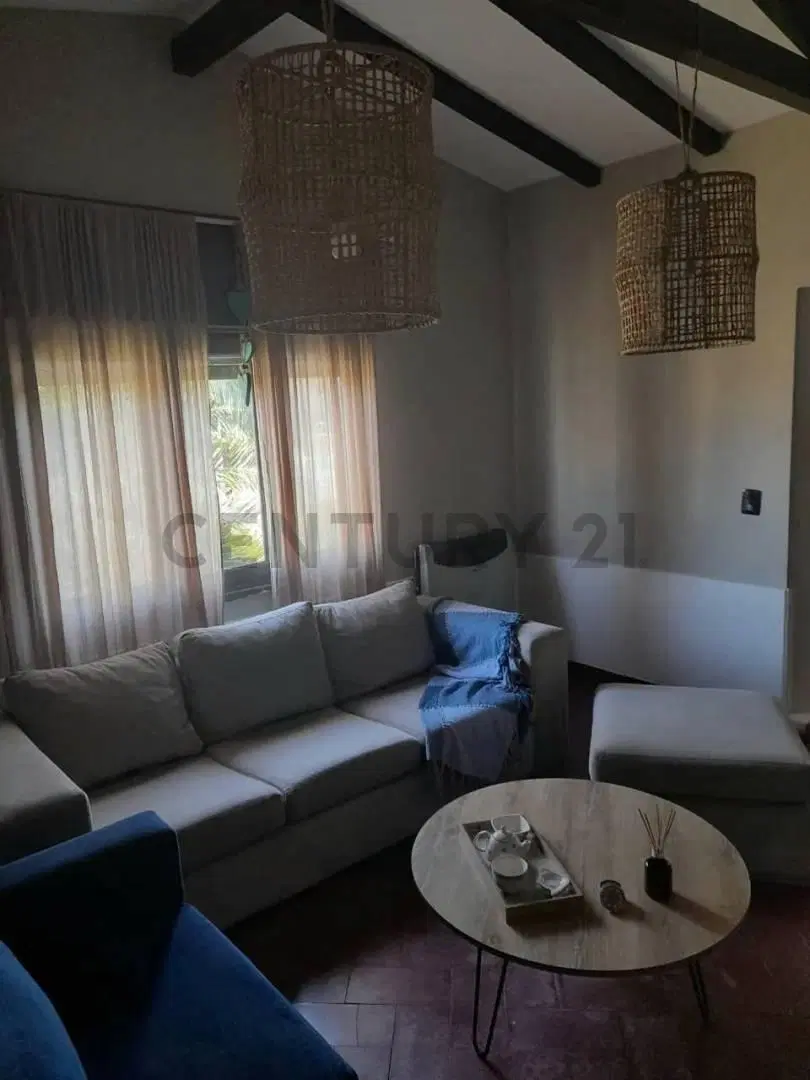 VENDO CASA,EXCELENTE UBICACIÓN , RESIDENCIAL, RECIBO DPTO EN CÓRDOBA 4