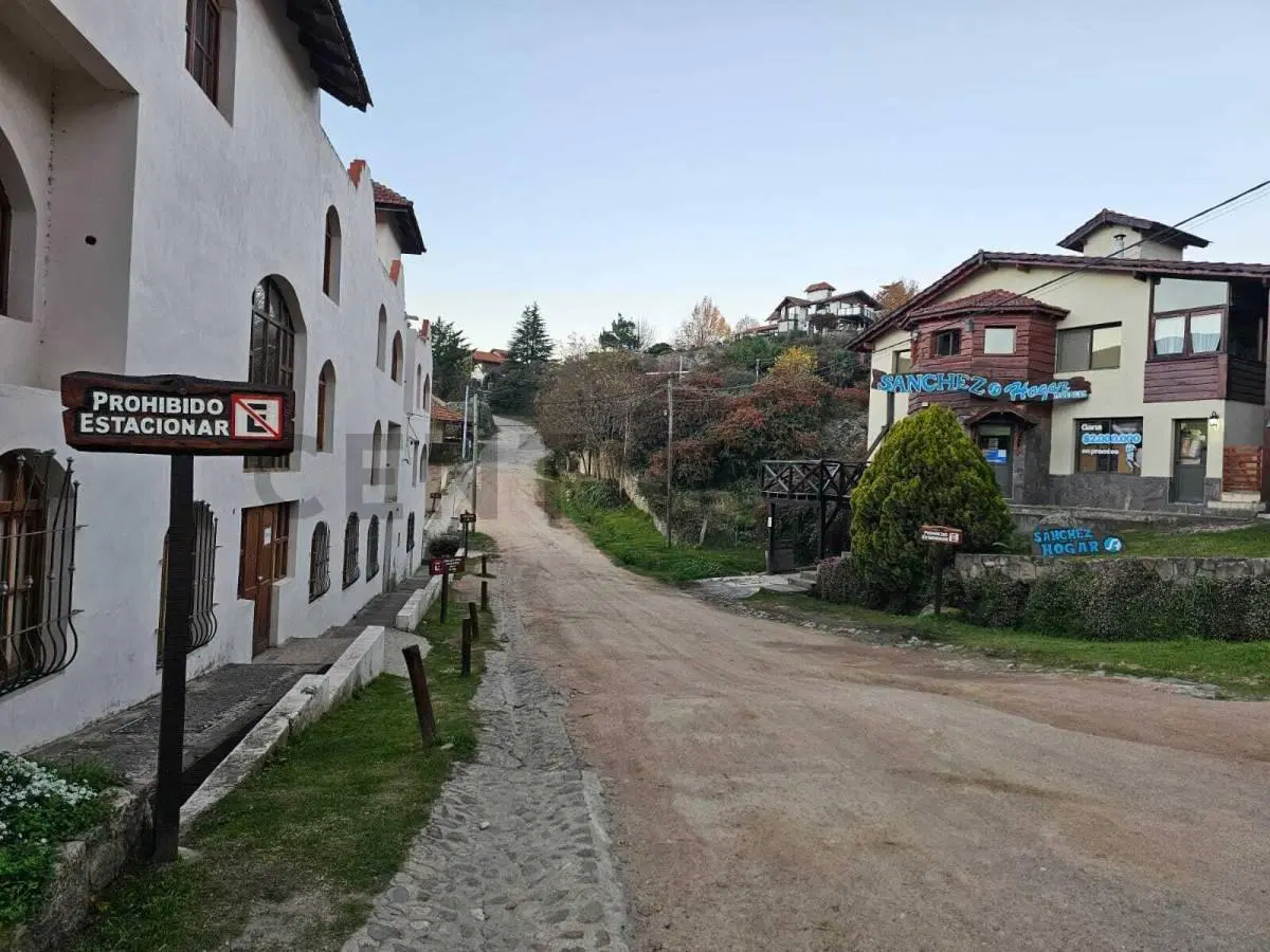 Gran Lote en La Cumbrecita - Excelente ubicación frente al Centro Cívico 5
