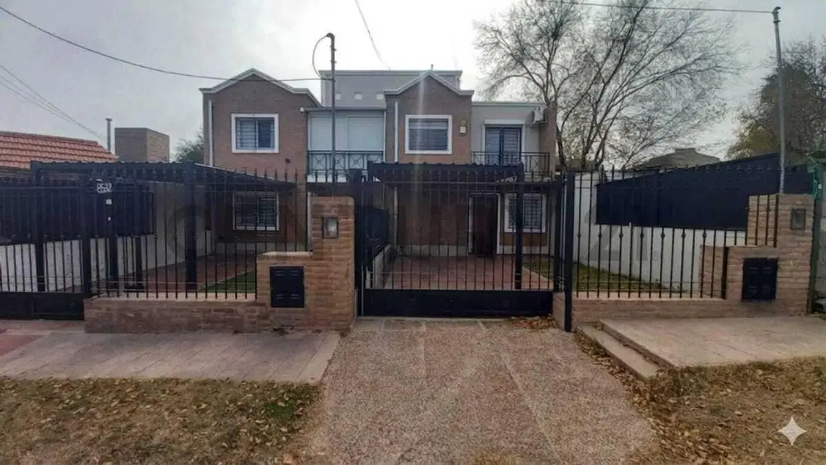 DÚPLEX 3 DORMITORIOS CON PILETA EN EL REFUGIO – ARGÜELLO | APTO CRÉDITO 5