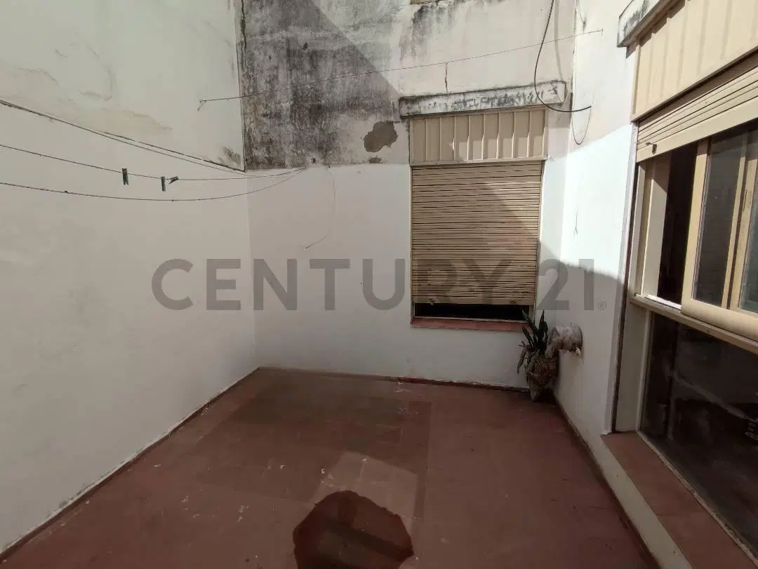 Alquiler Dpto 3 Dorm con Patio B° Obrero 5