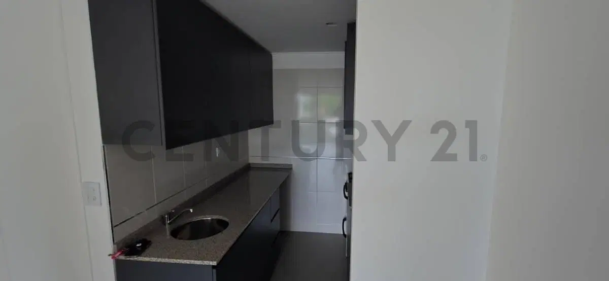 Hermoso departamento de dos dormitorios en el corazón de barrio General Paz - 25 de Mayo y Viamonte. 3