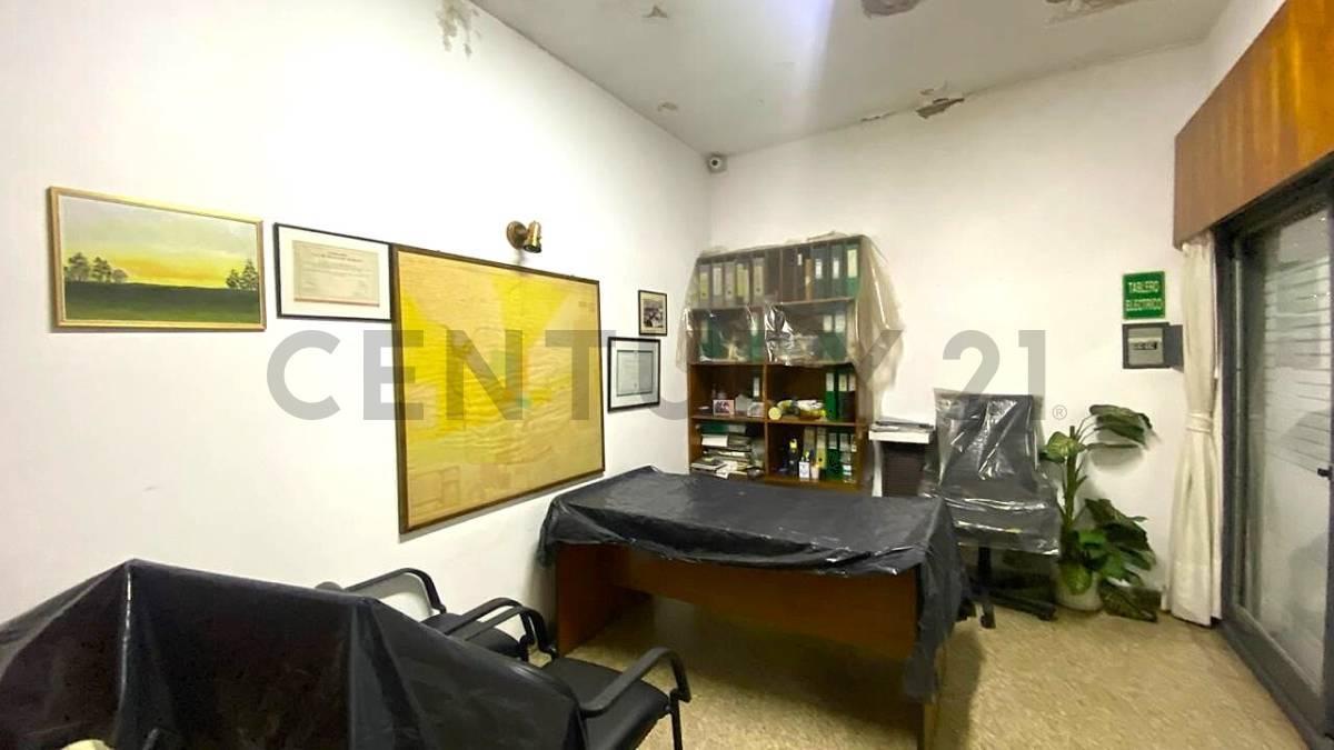 Propiedad Comercial con Doble Ingreso frente a Nuevocentro Shopping