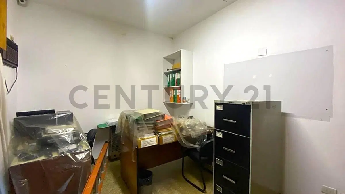 Propiedad Comercial con Doble Ingreso frente a Nuevocentro Shopping 3