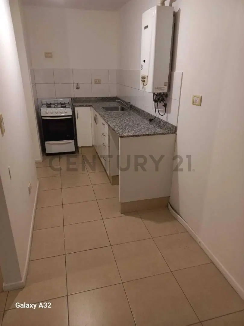 VENTA DEPARTAMENTO, GUEMES,CON ESCRITURA! 4