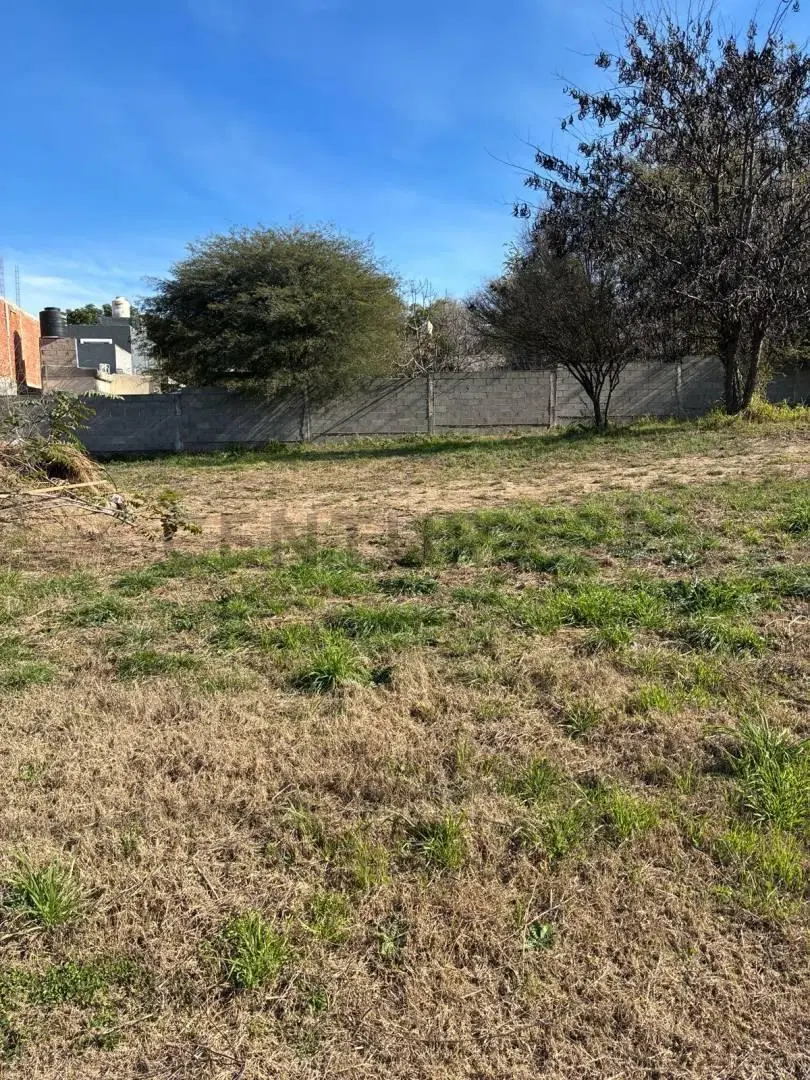 LOTE EN CAÑADA DE LA RIVERA 4