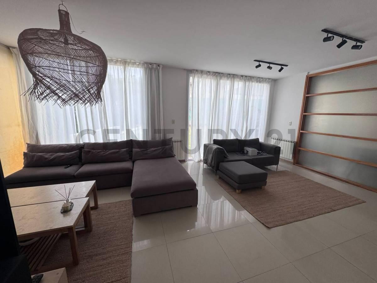 Foto de Exclusiva casa en alquiler en Valle Escondido, imagen 3