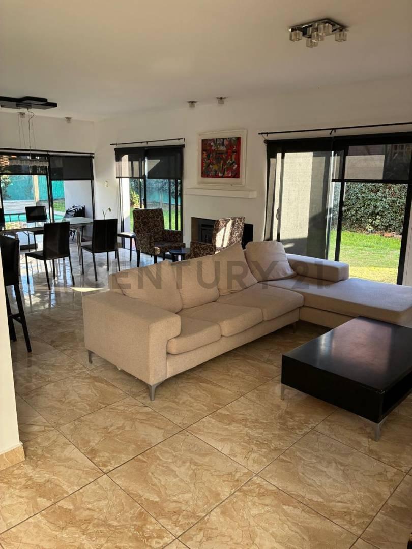 Foto de VENTA CASA EN LA MORADA 3 DORM PILETA VILLA ALLENDE, imagen 2