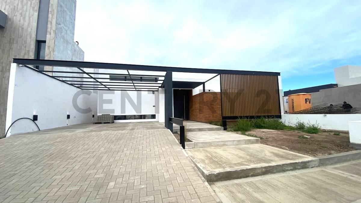 Foto de Casa unica en DOCTA Boulevard 2 | Todo en planta baja 3 Dorm. | Sobre, imagen 2
