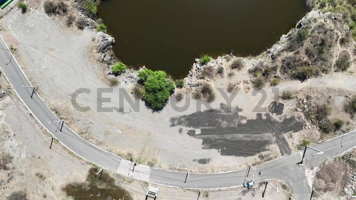 Foto de Lotes en Altos de La Estanzuela - La Calera, Sobre Laguna Apto Housing, imagen 2
