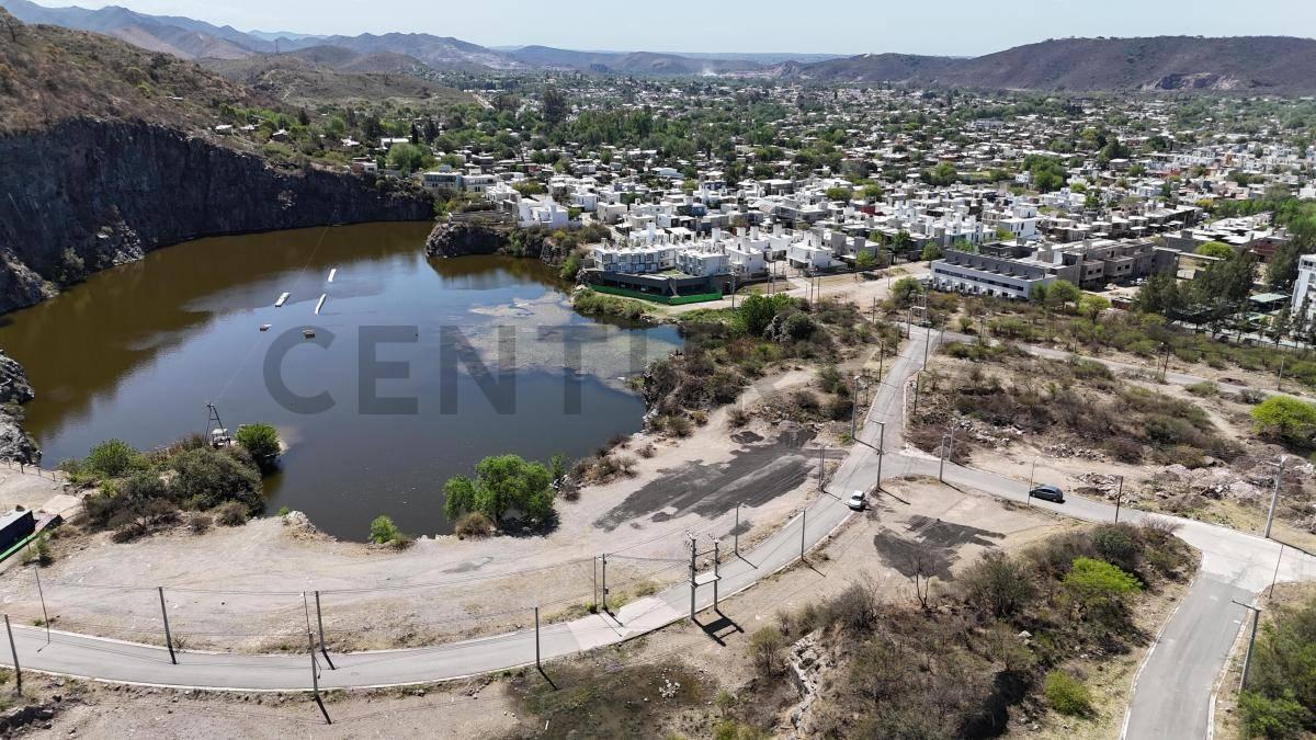 Foto de Lotes en Altos de La Estanzuela - La Calera, Sobre Laguna Apto Housing, imagen 4