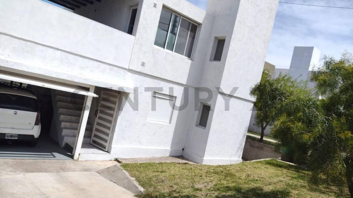 Foto de Terrazas de La Estanzuela Casa en Venta de 4 Dorm, imagen 1
