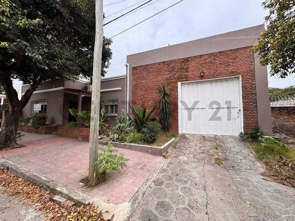 Foto de VENTA GALPON + CASA 3 DORM BARRIO PARQUE CAPITAL, imagen 1