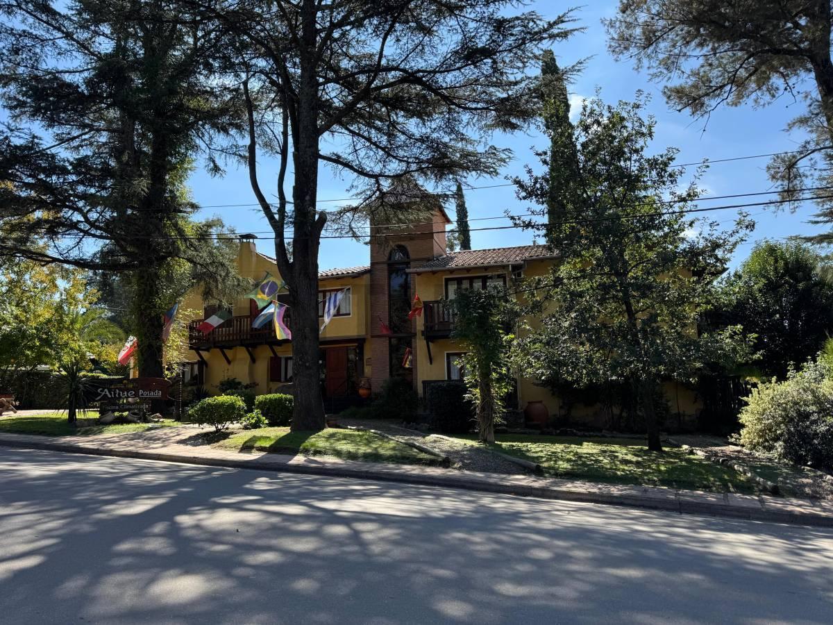 Foto de VENTA POSADA VILLA GENERAL BELGRANO CENTRO PILETA CLIMATIZADA, imagen 2