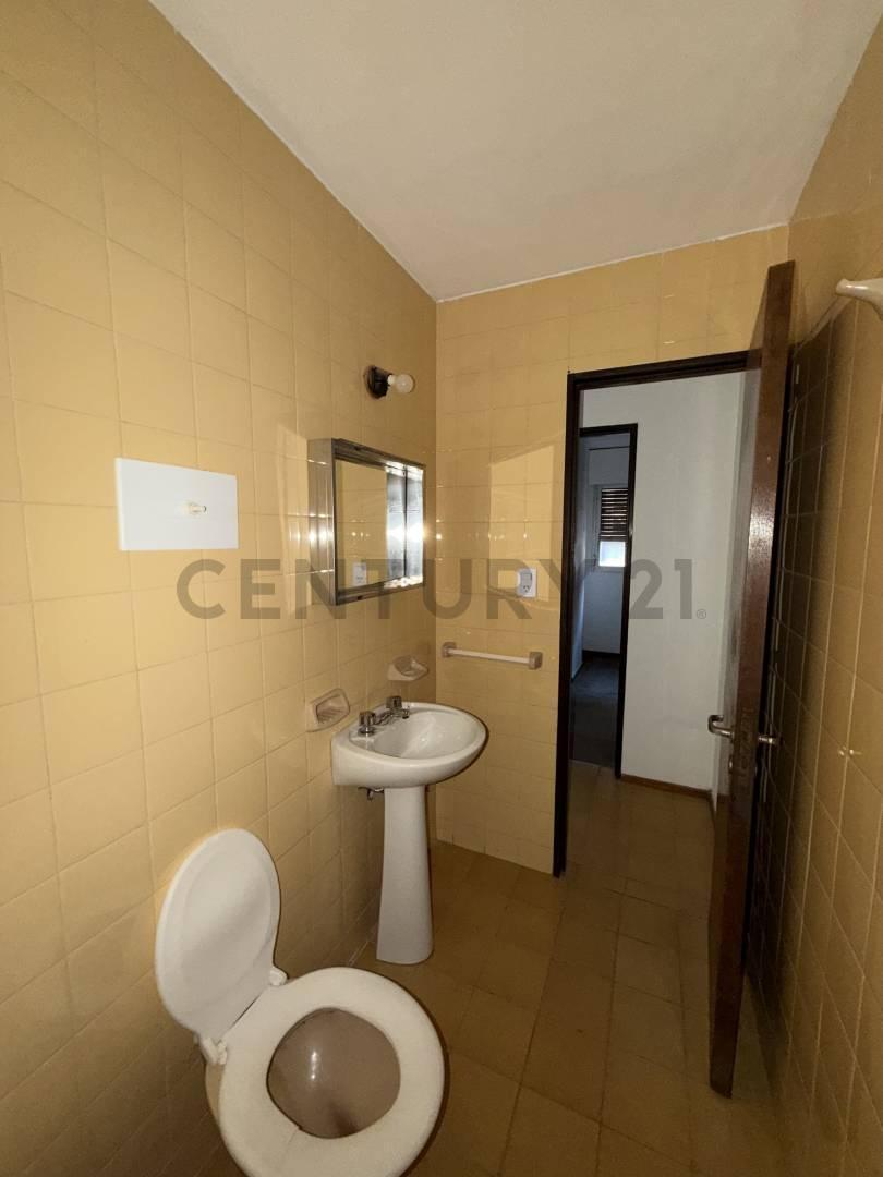 Foto de VENTA DEPARTAMENTO CÉNTRICO A MTS DE CAÑADA, imagen 3