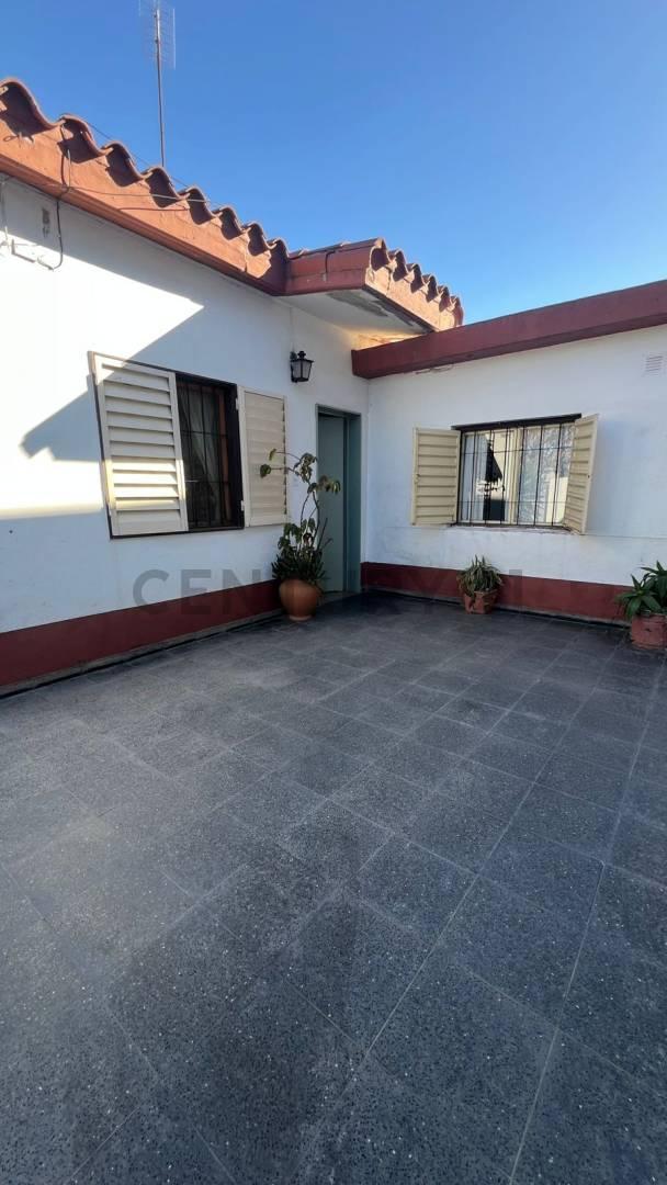Foto de Casa en Venta 3 Dormitorios Barrio Ampliación 1° de Mayo, Córdoba, imagen 4