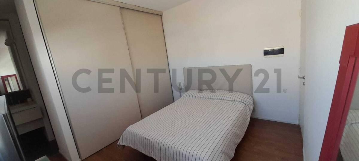 Foto de DEPARTAMENTO RENOVADO - CENTRO- 25 de Mayo (Piso 6) | Escritura, imagen 2