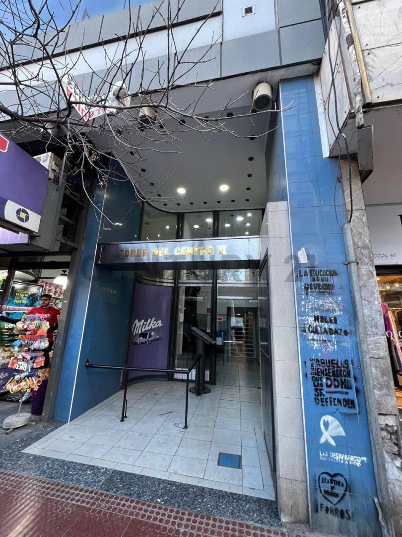 Foto de VENTA OFICINA AV.COLÓN ENTREGA MAS CUOTAS, imagen 1