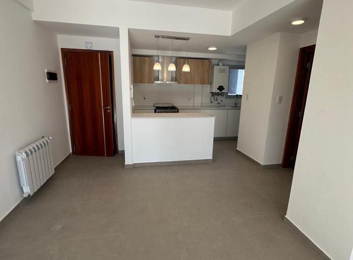 ADMINISTRACION ALQUILA  DEPARTAMENTO  DE CATEGORIA A ESTRENAR DE 1 DORMITORIO CO 1