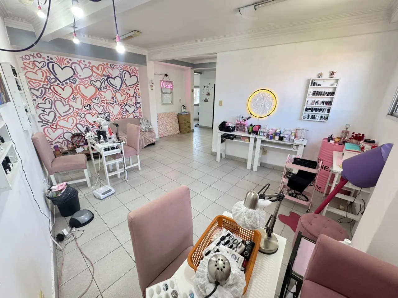 Oficina . | Av. Hipolito Yrigoyen al 1000 4