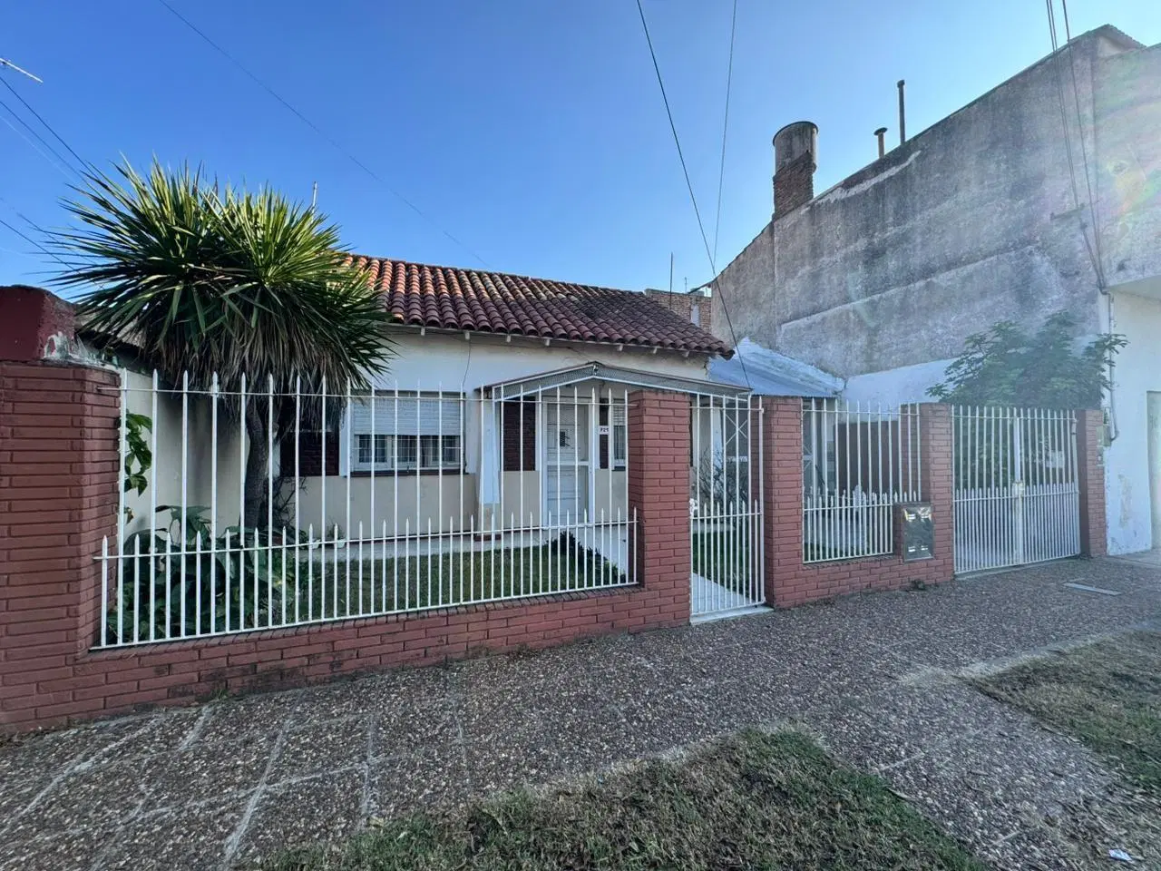 Casa 3 ambientes. | boulevard de los Italianos al 700 1