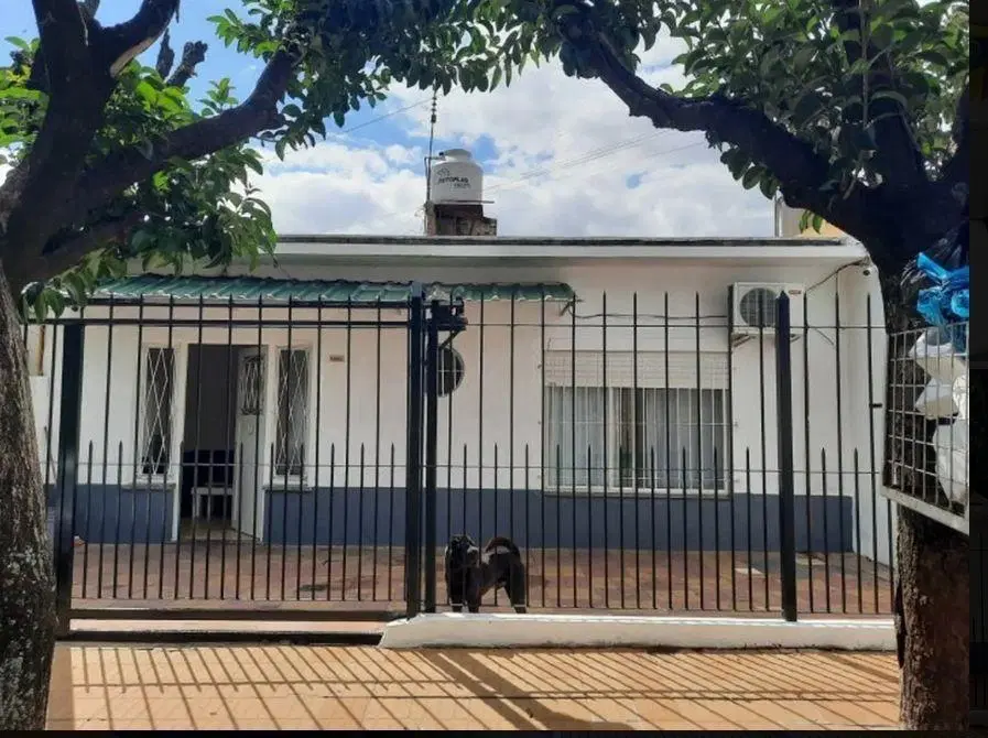 Casa 2 ambientes. | Molinari al 4600 1