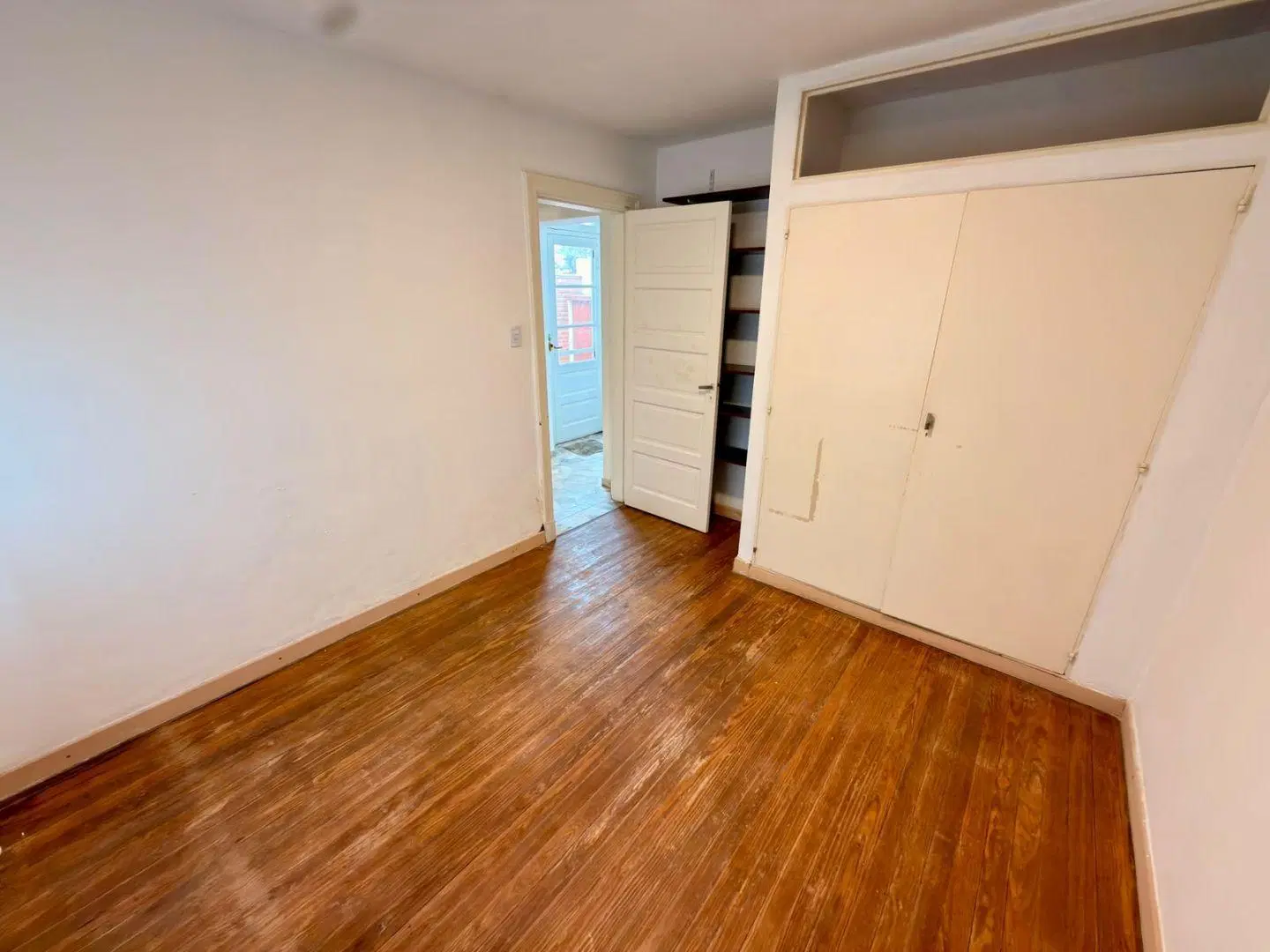 Casa 0 ambientes 0 dormitorios. | Pelliza al 1300 8