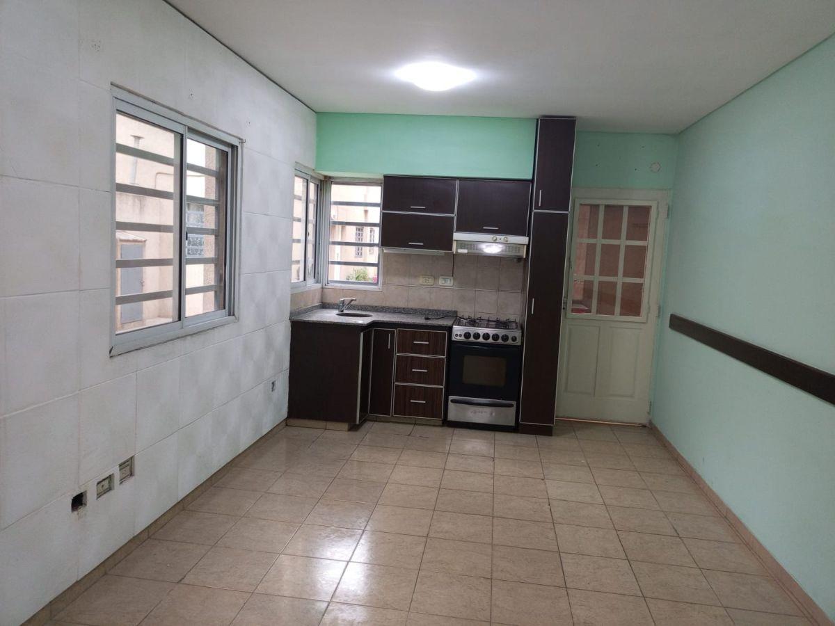 Foto de Departamento en alquiler con patio San Justo, imagen 5