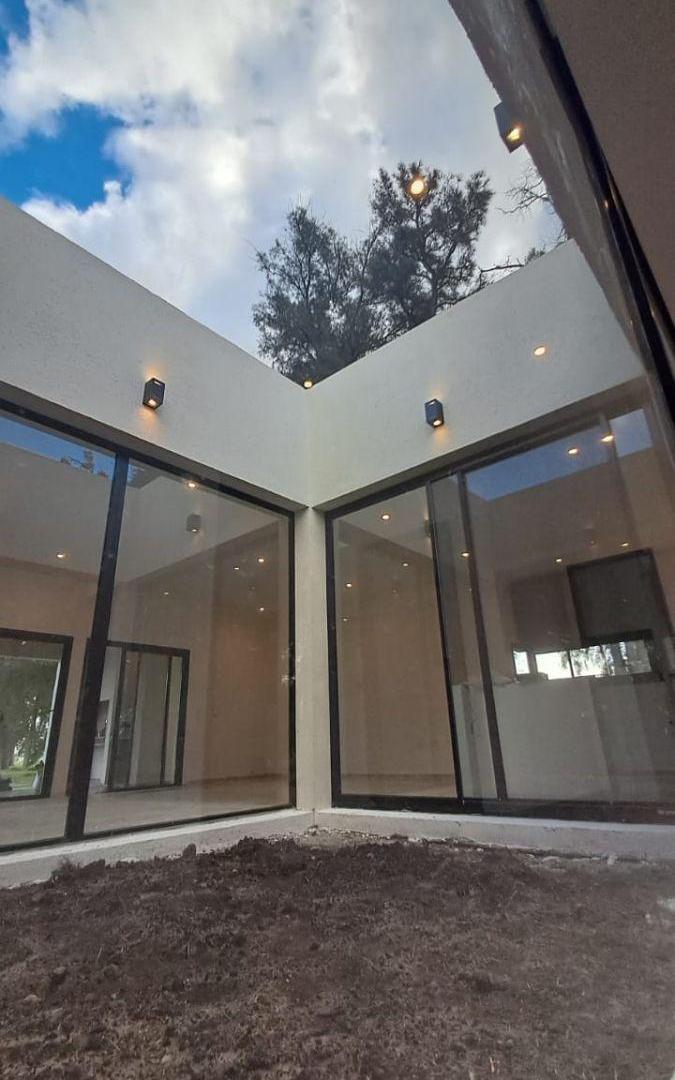 Foto de CASA DE 4 AMB CON PISCINA EN ALTOS DE LUJAN, imagen 3