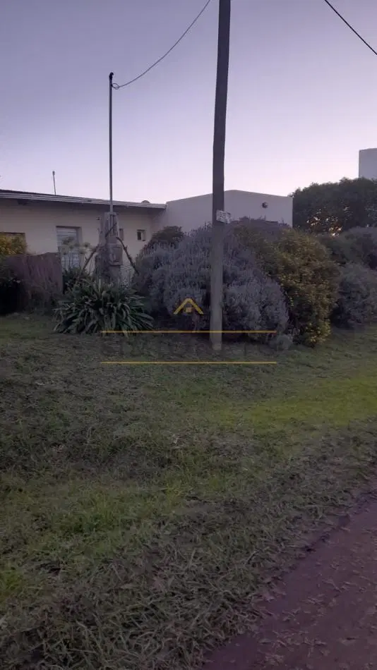 VENTA DE LOTE BARRIO ACANTILADOS SUR - 270 M2. 1