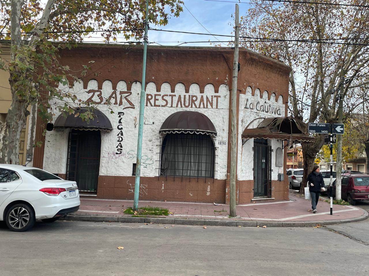 Foto de VENTA DE LOCAL COMERCIAL MAR DEL PLATA - ZONA TERMINAL, imagen 2