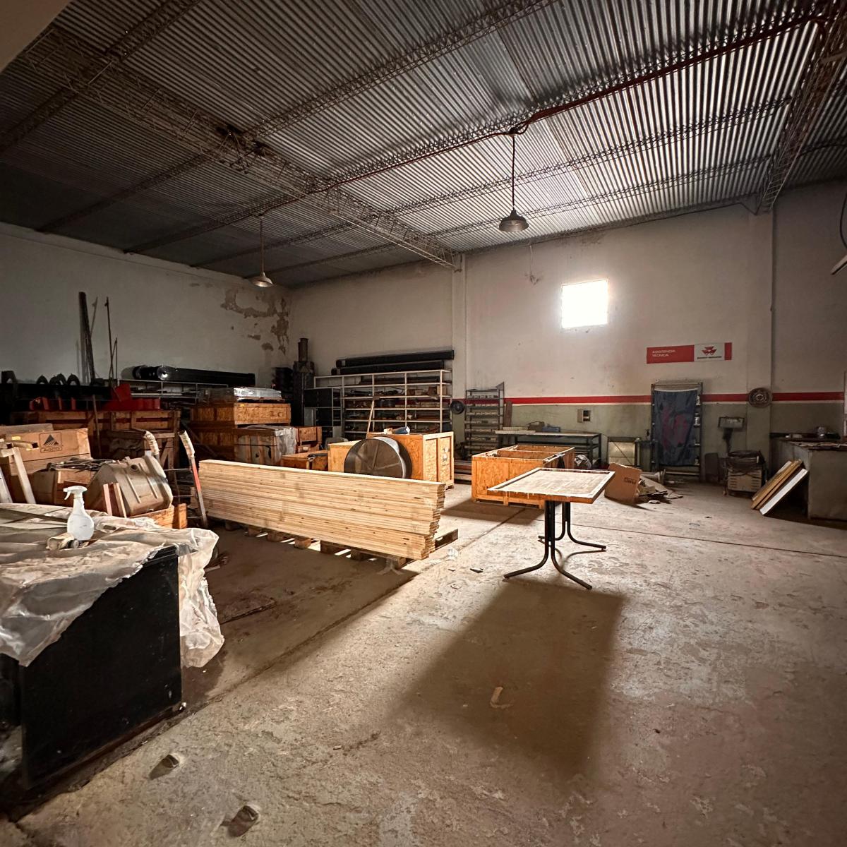 Se Vende Local Comercial 2