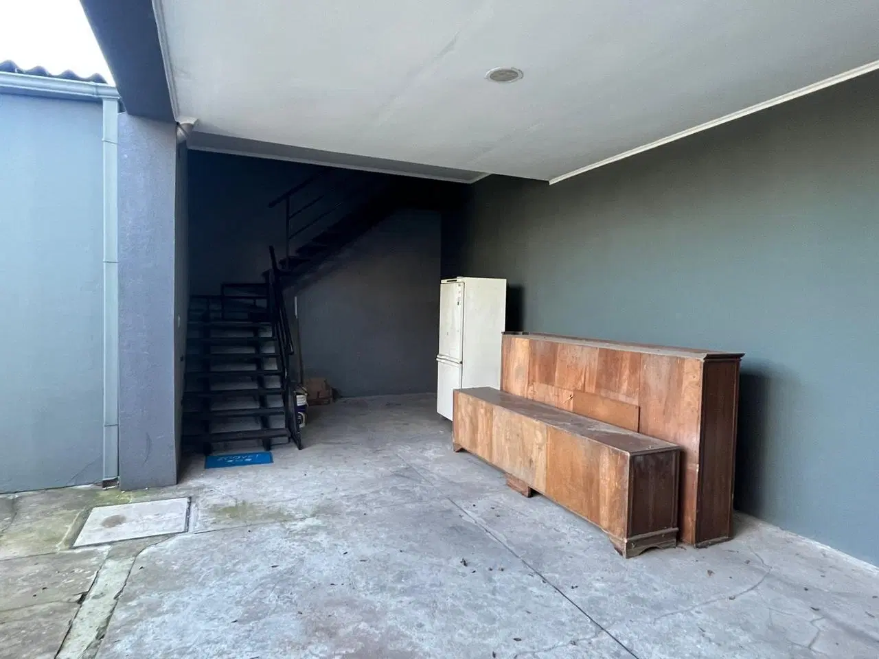 Oficina y Galpón 3