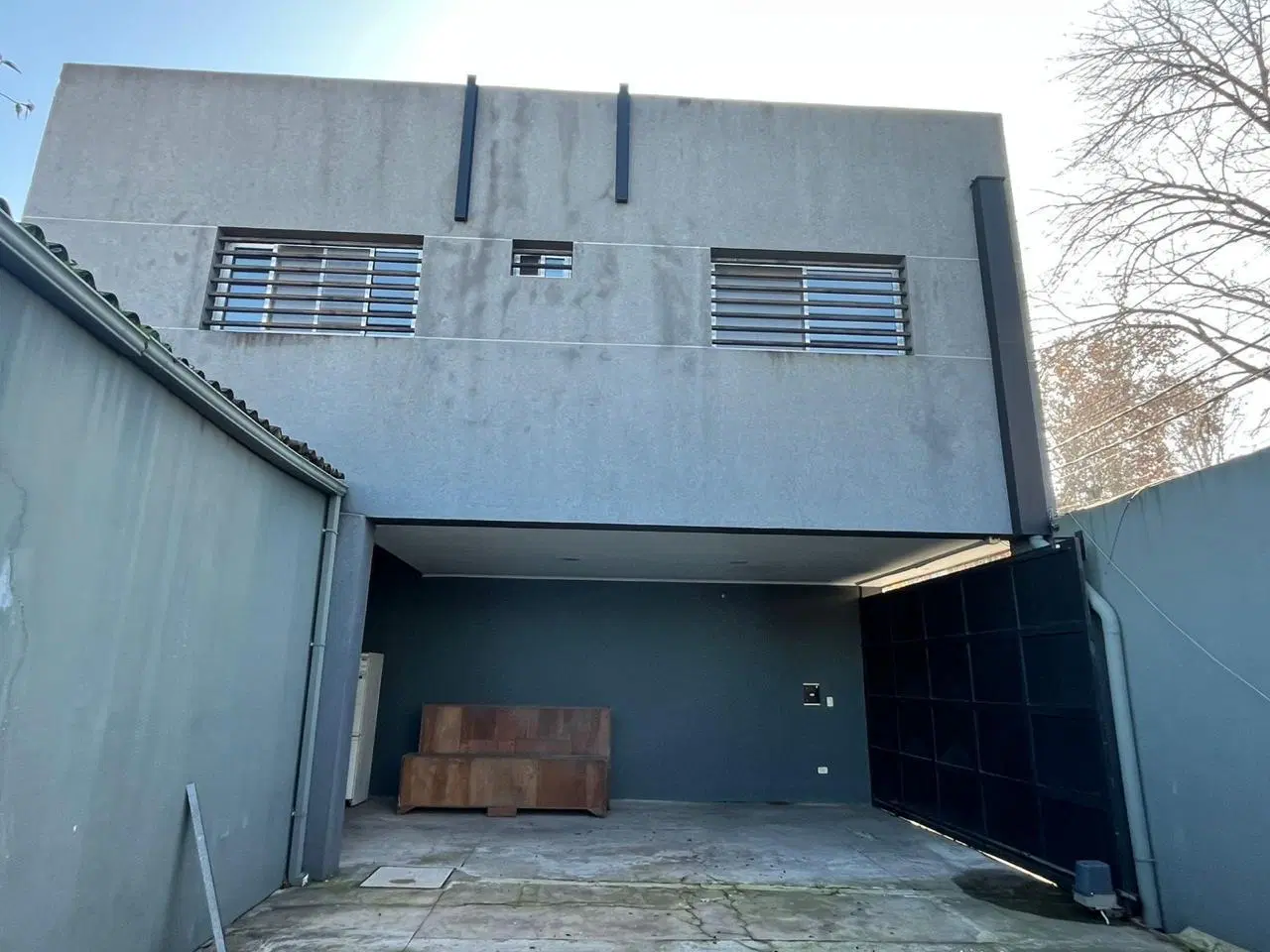 Oficina y Galpón 2