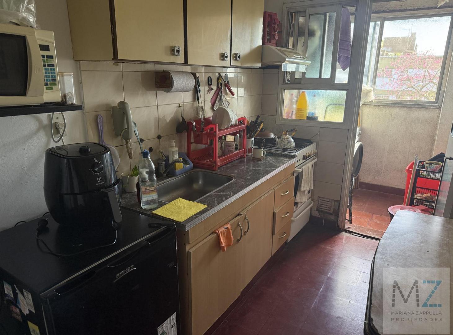 Foto de VENTA DEPARTAMENTO 3 AMBIENTES AL FRENTE | BALCÓN Y JARDÍN | APTO, imagen 5