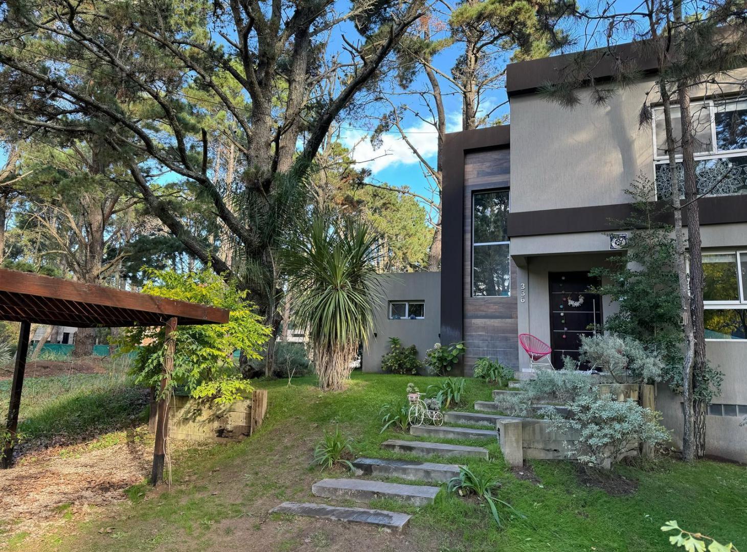 Hermosa Casa 4 ambientes en ALQUILER TEMPORAL - Costa del Este, La Reserva