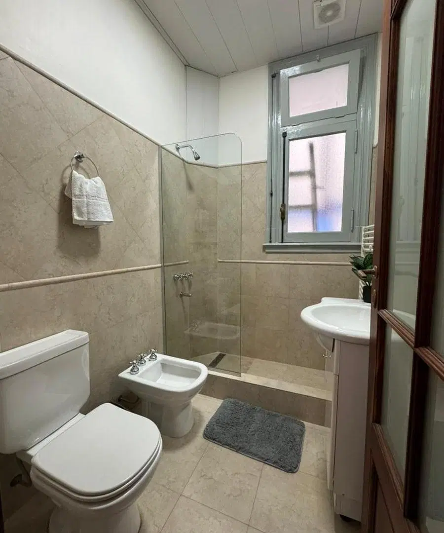 Excelente Departamento amueblado 3 ambientes en CABA - Alquiler 4