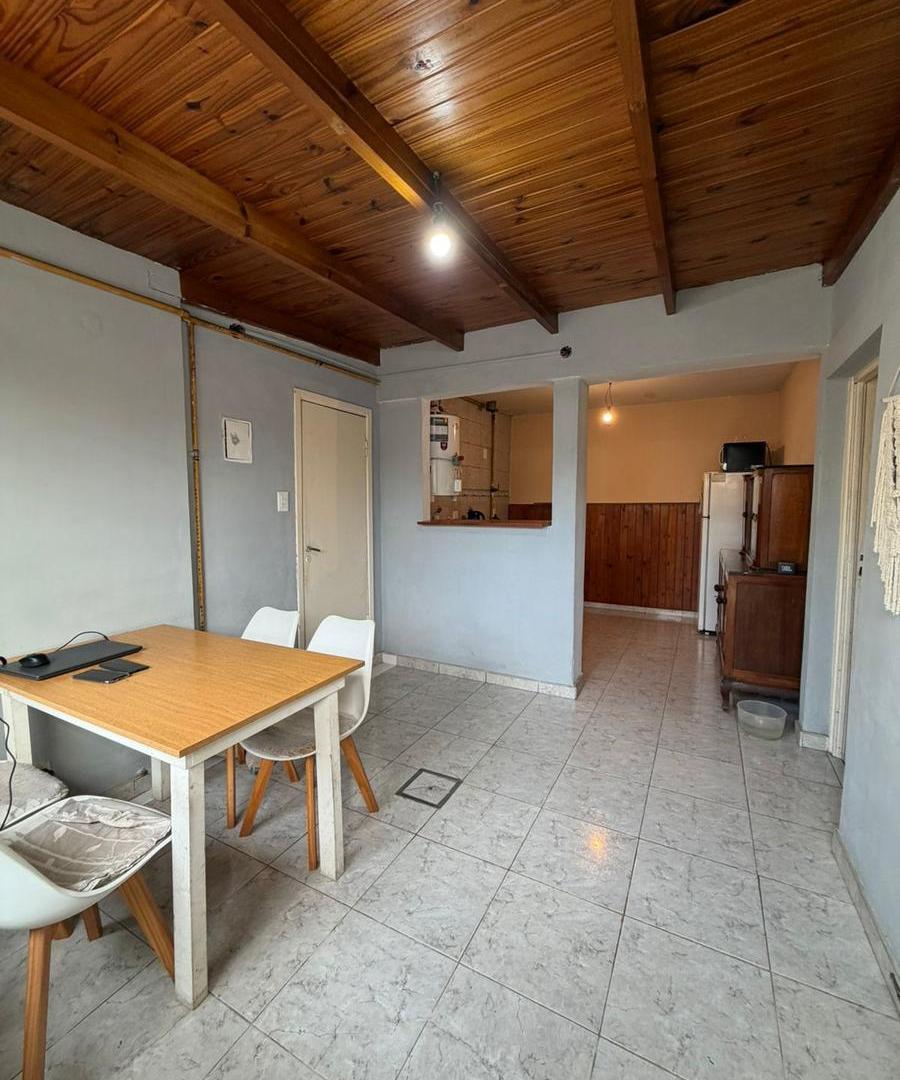 Foto de OPORTUNIDAD PH 3 AMBIENTES CON PATIO y PARIILLA BANFIELD - VENTA, imagen 2