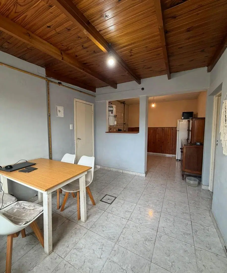 OPORTUNIDAD PH 3 AMBIENTES CON PATIO y PARIILLA BANFIELD - VENTA 2