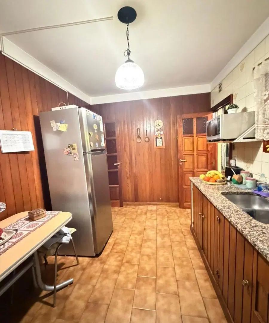 EXCELENTE PH TIPO CASA 4 AMBIENTES CON COCHERA, PATIO y PARRILLA en VENTA -Lomas de Zamora Oeste 8