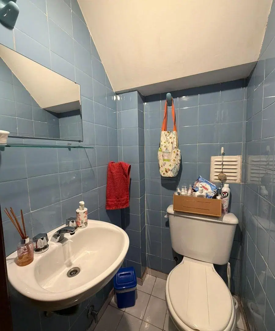 EXCELENTE PH TIPO CASA 4 AMBIENTES CON COCHERA, PATIO y PARRILLA en VENTA -Lomas de Zamora Oeste 2