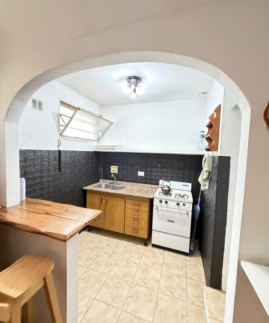 Foto de Departamento 2 AMBIENTES con PATIO - PARQUE CHACABUCO, imagen 3