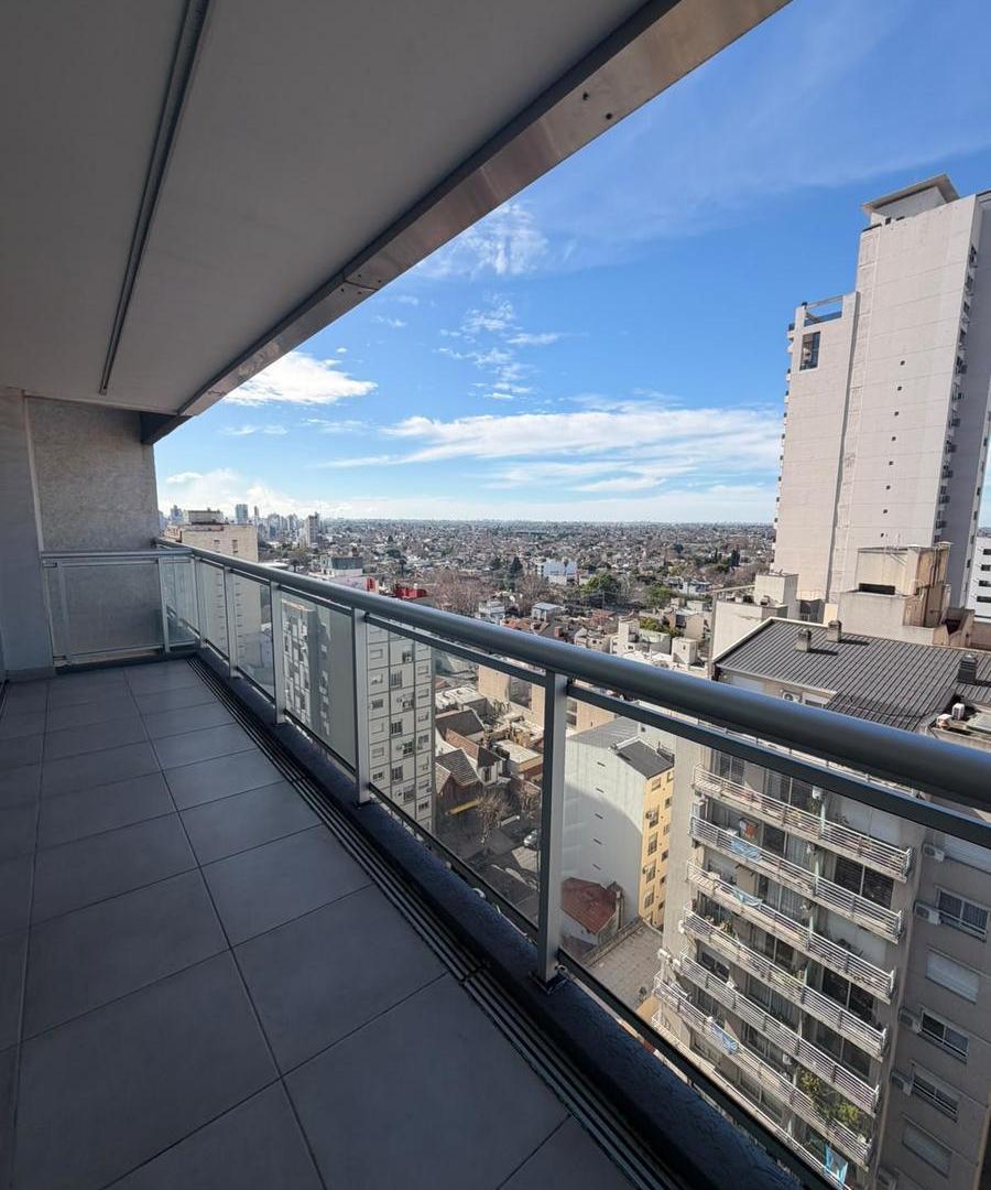 Foto de HERMOSO Departamento 3 ambientes con cochera- LOMAS DE ZAMORA, imagen 1