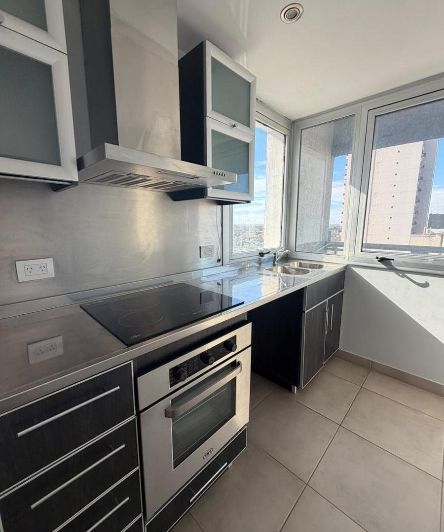 Foto de HERMOSO Departamento 3 ambientes con cochera- LOMAS DE ZAMORA, imagen 3