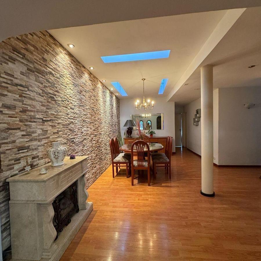 Foto de Chalet 4 ambientes con cochera en VENTA Temperley Este - OPORTUNIDAD, imagen 1