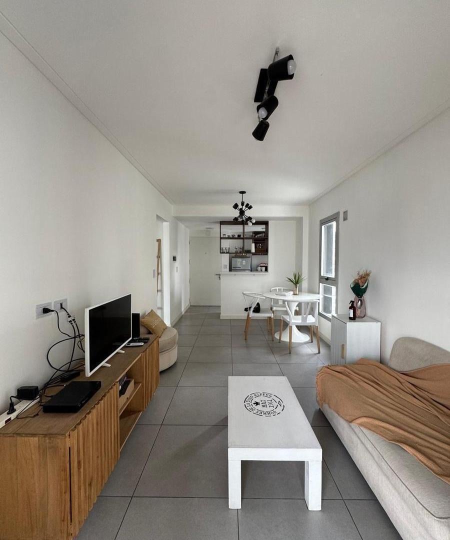 Foto de OPORTUNIDAD Departamento 2 AMBIENTES con cochera en VENTA - Lomas de, imagen 3