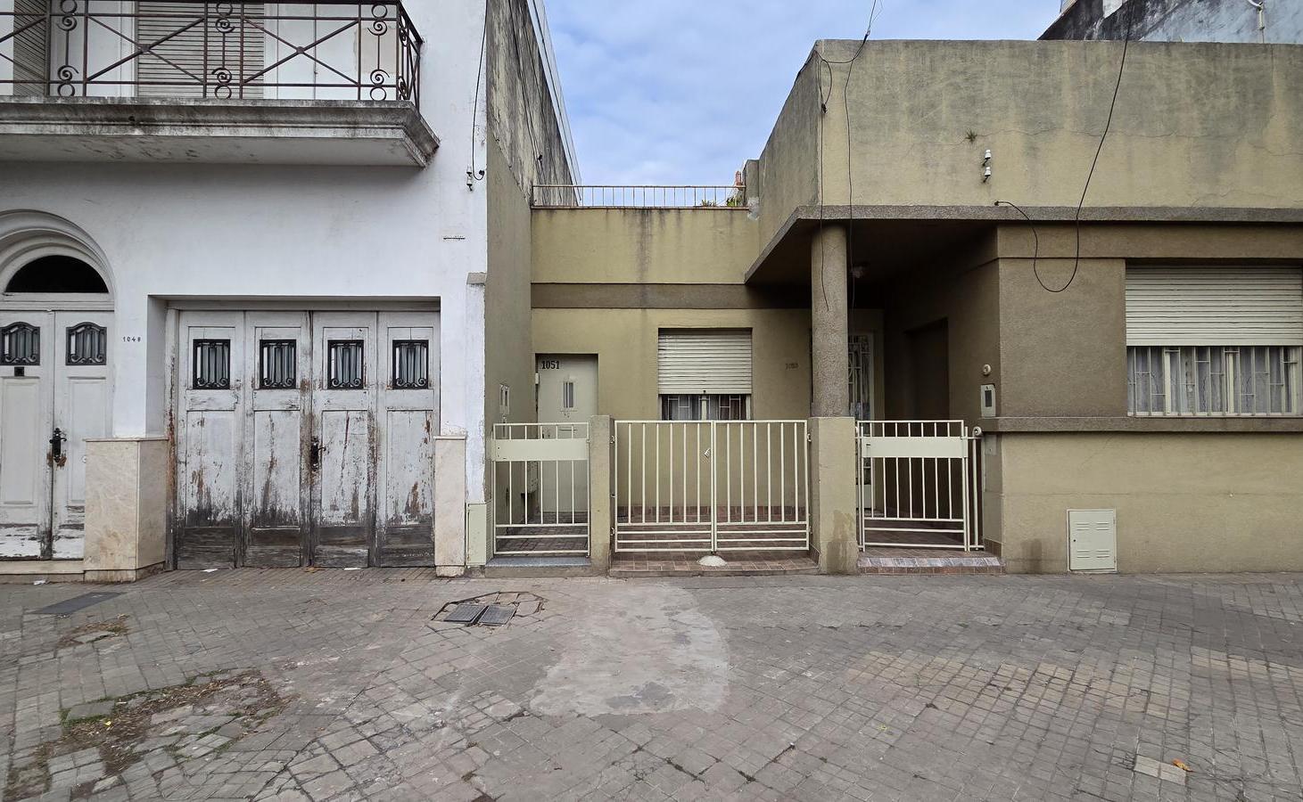 Foto de DEPARTAMENTO DE PASILLO 1 dormitorio, patio y terraza exclusiva, imagen 2