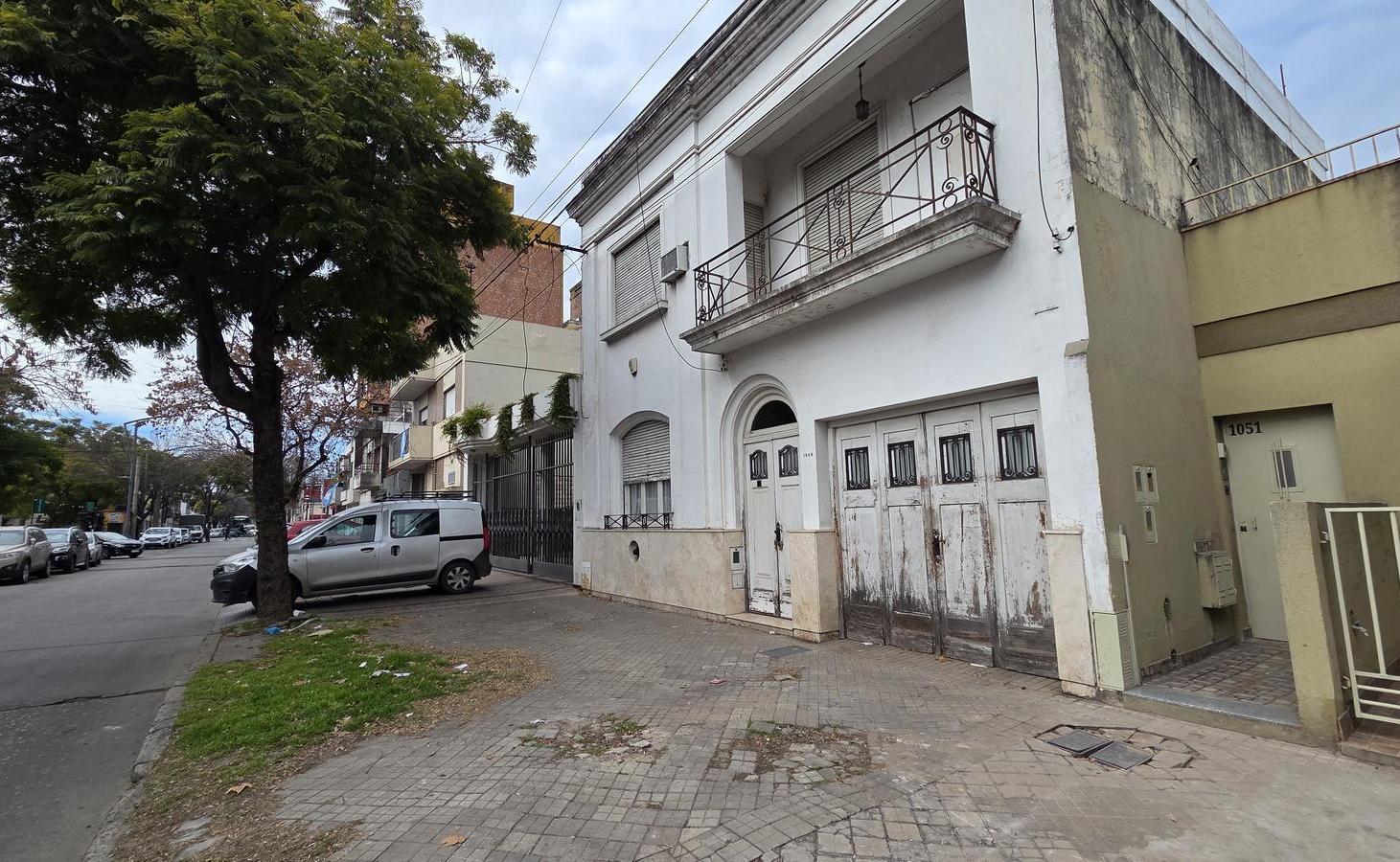 Foto de DEPARTAMENTO DE PASILLO 1 dormitorio, patio y terraza exclusiva, imagen 1