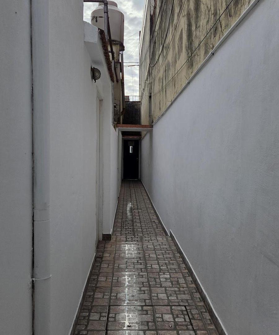 Foto de DEPARTAMENTO DE PASILLO 1 dormitorio, patio y terraza exclusiva, imagen 5